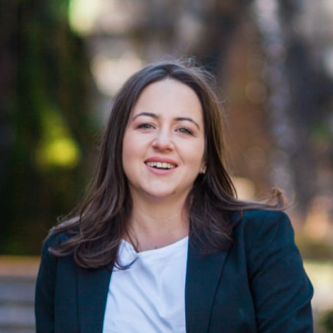 Elaine Minett-Smith